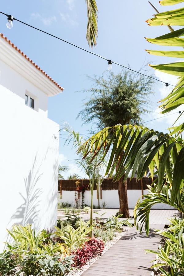 Hostel Dreamsea Surf House Fuerteventura Corralejo Exterior foto